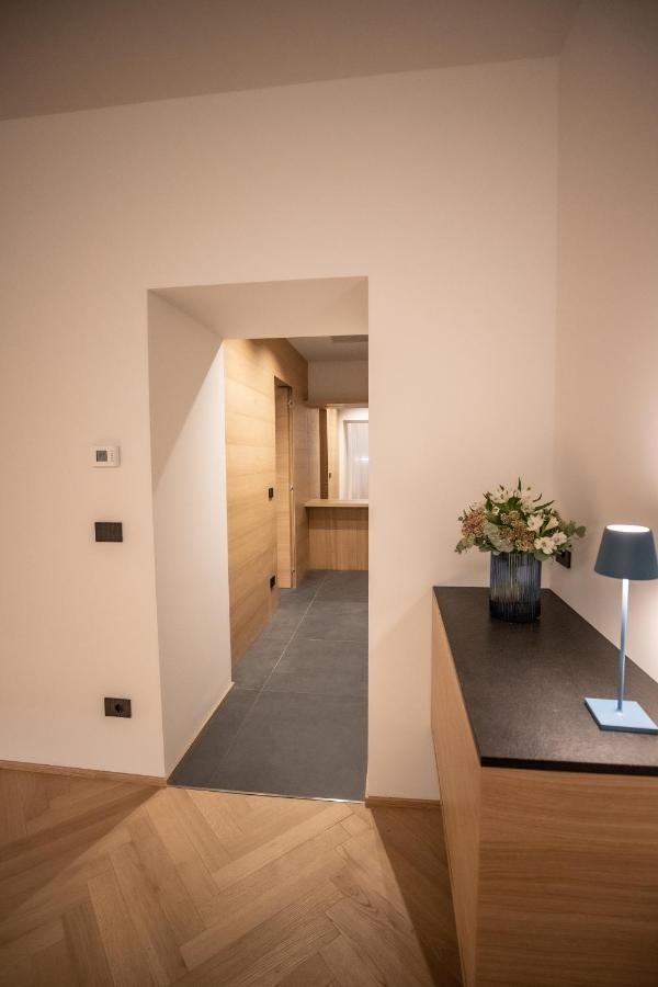 S1 Luxury Suites And Rooms Trieste Bagian luar foto
