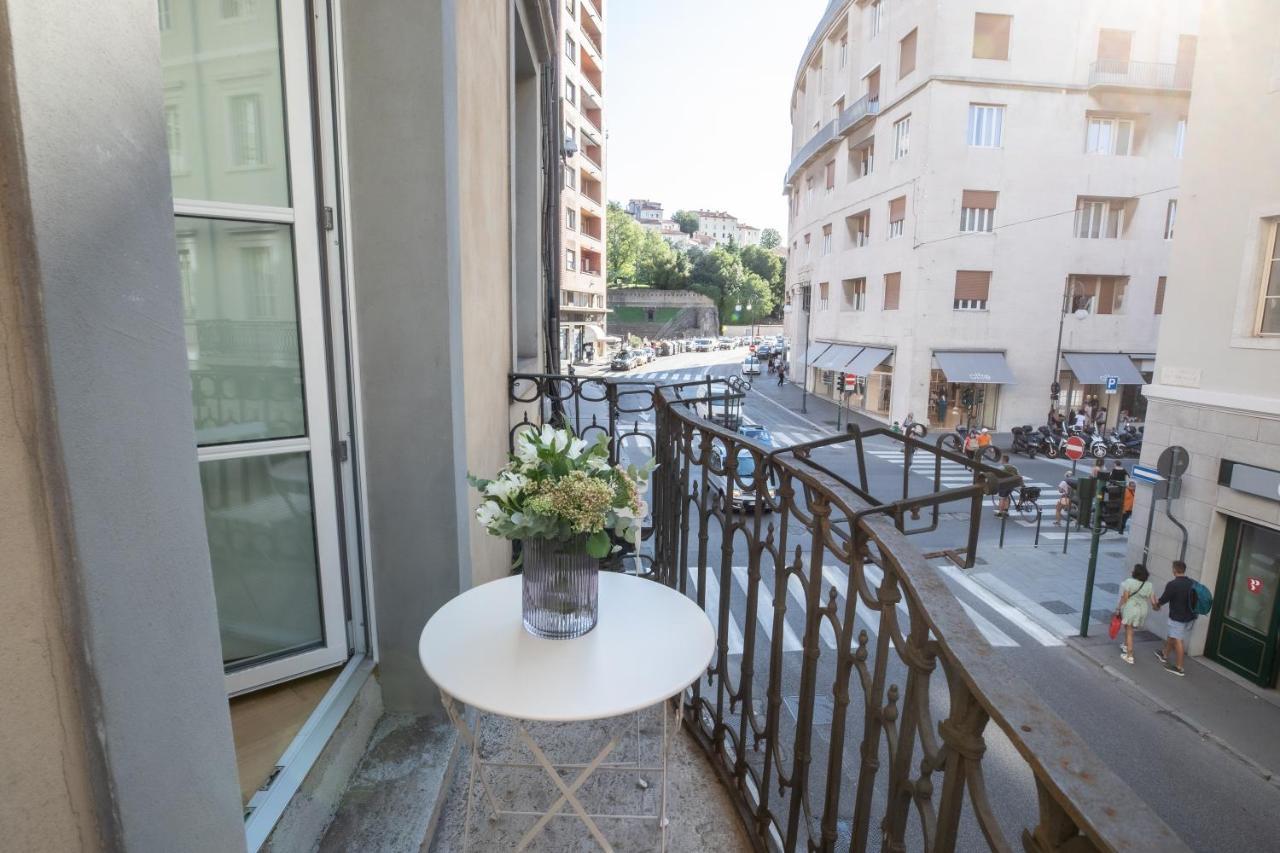 S1 Luxury Suites And Rooms Trieste Bagian luar foto