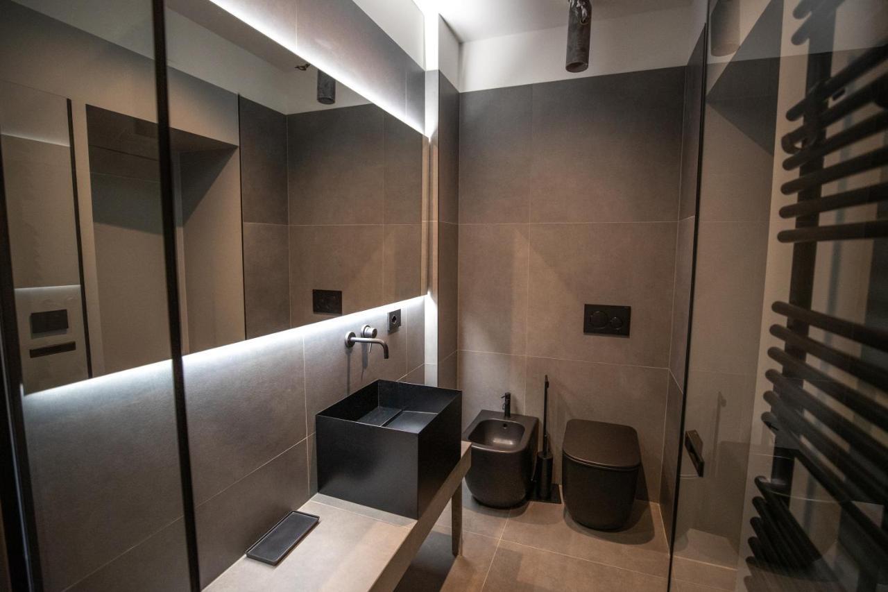 S1 Luxury Suites And Rooms Trieste Bagian luar foto