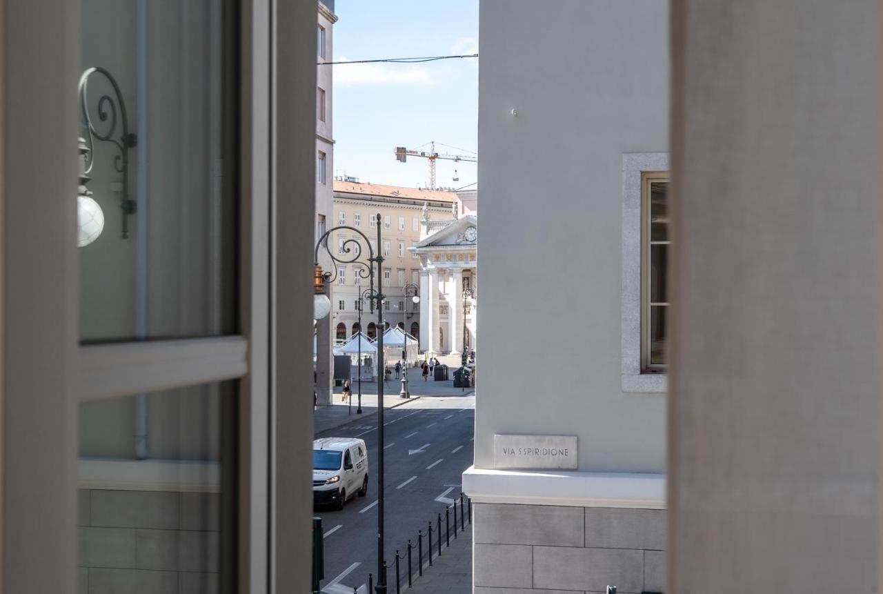 S1 Luxury Suites And Rooms Trieste Bagian luar foto