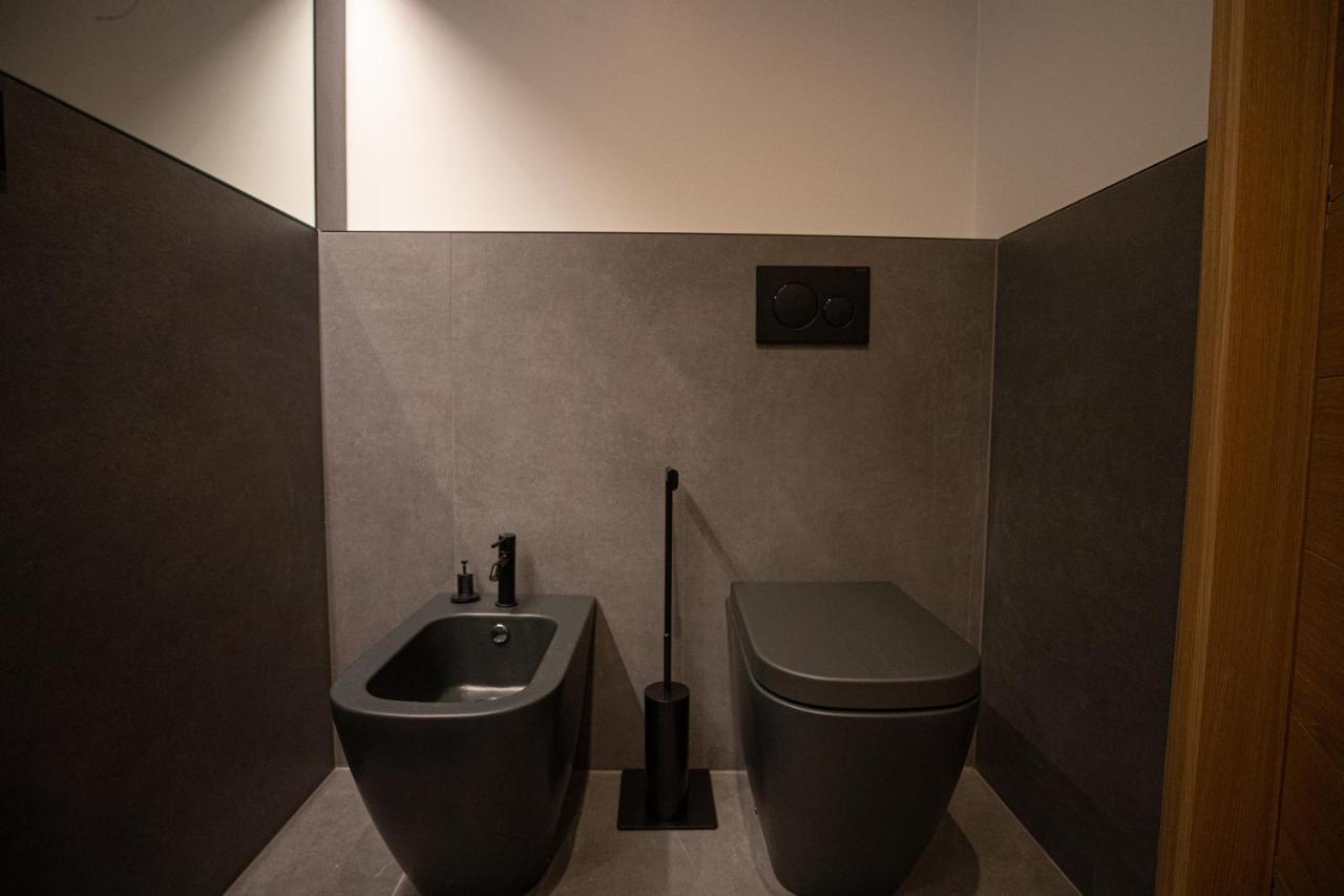 S1 Luxury Suites And Rooms Trieste Bagian luar foto