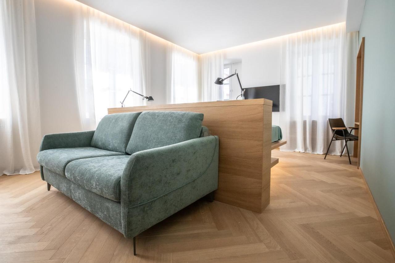 S1 Luxury Suites And Rooms Trieste Bagian luar foto